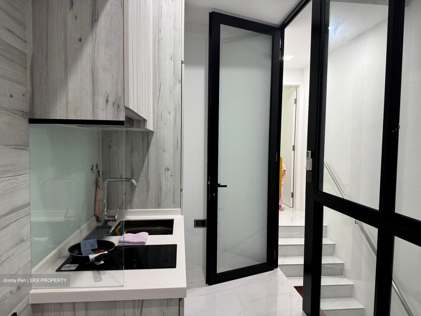 Park 1 Suites (D14), Apartment #446670071